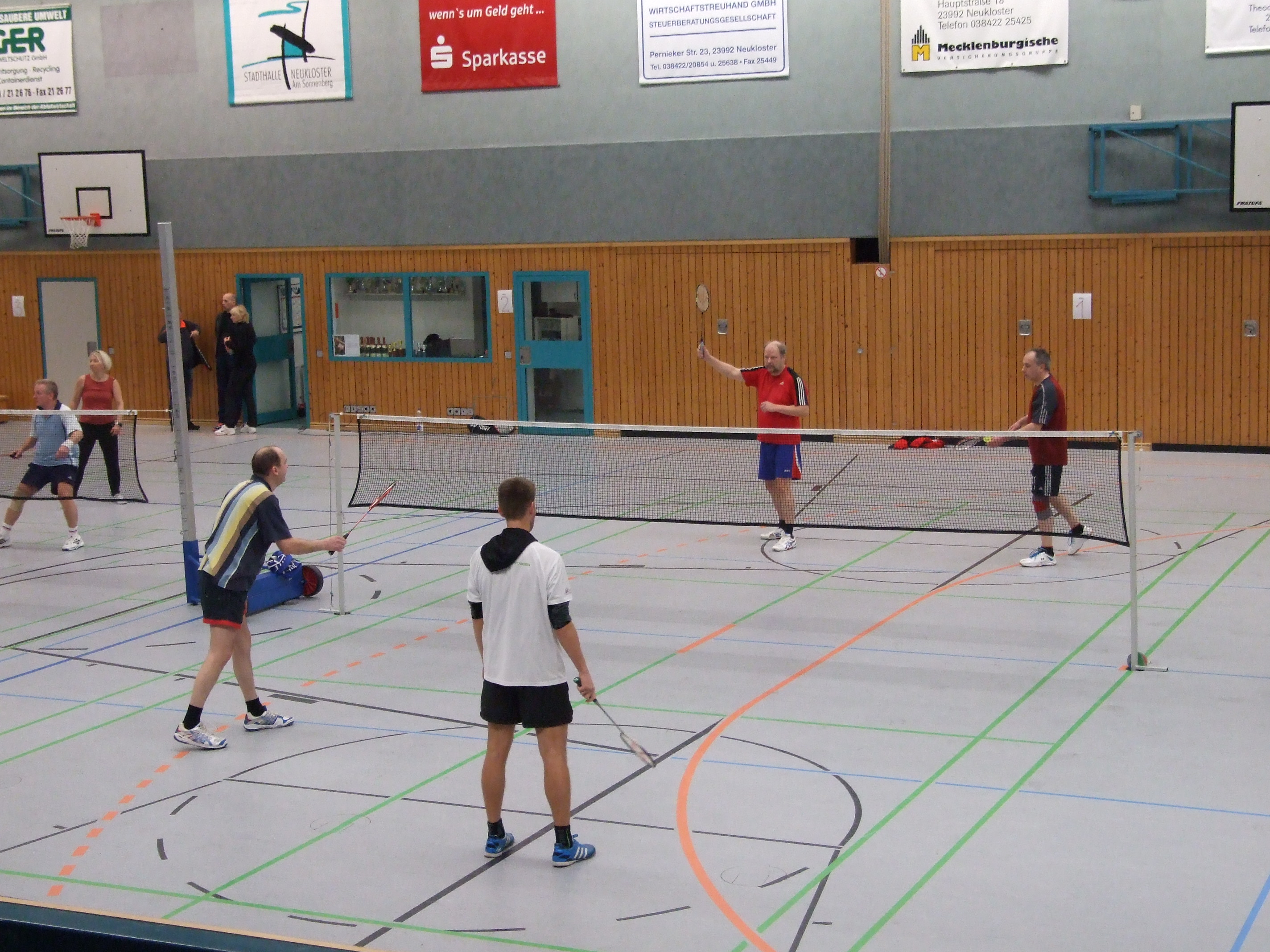 http://www.vflneukloster.de/media/badminton/Turnier 28.01.2017/DSCF0263.JPG